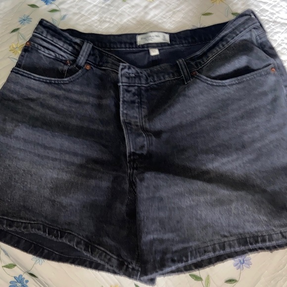 Abercrombie & Fitch Pants - Abercrombie and fitch Jean shorts
